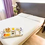 B&B Hotel Borgaro Torinese Hotel