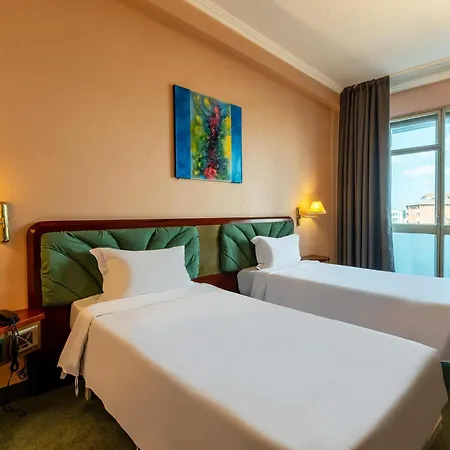 B&B Hotel Borgaro Torinese Hotel