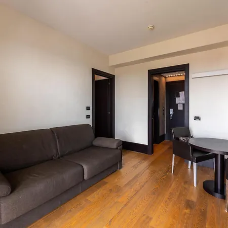 B&B Hotel Borgaro Torinese Hotel 4*