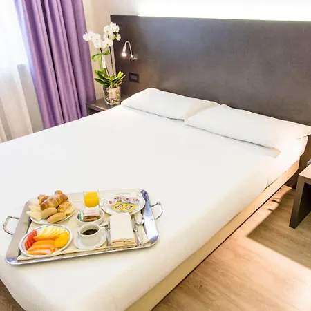 B&B Hotel Borgaro Torinese Hotel