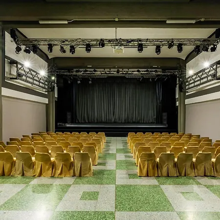 Hotel B&B Hotel Borgaro Torinese 4*