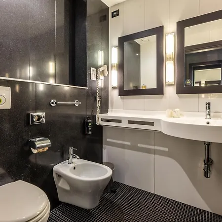 Hotel B&B Hotel Borgaro Torinese 4*