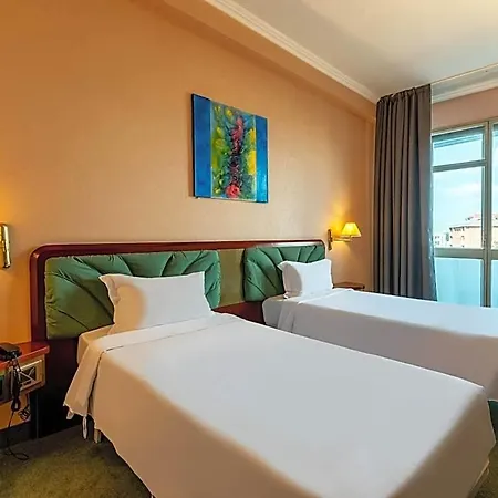 B&B Hotel Borgaro Torinese Hotel