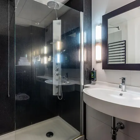B&B Hotel Borgaro Torinese Hotel
