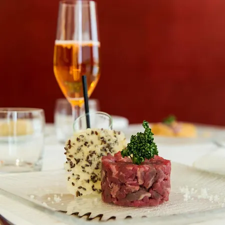 Hotel B&B Hotel Borgaro Torinese 4*