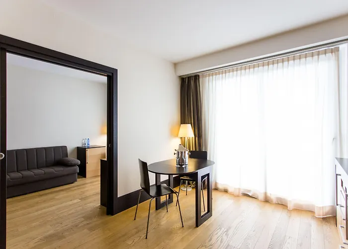 B&B Hotel Borgaro Torinese מלון 4*